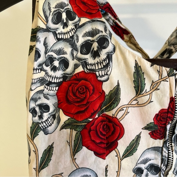 Black roses women’s size small zippered halter dress with skulls and roses - Picture 4 of 8